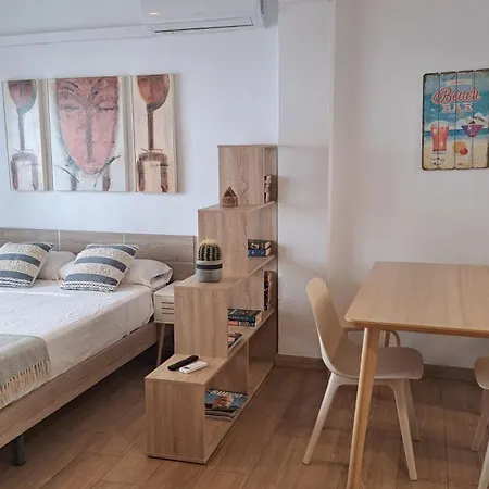 Cervantes - 100m & Center *