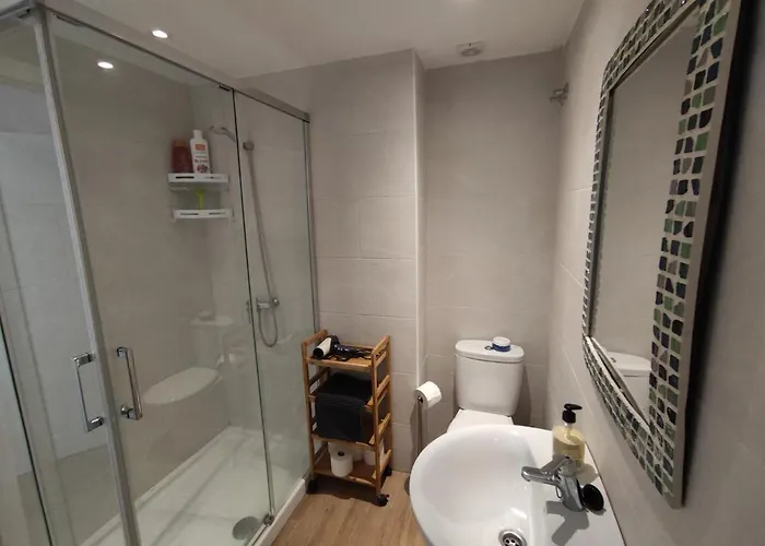 Cervantes - 100m & Center Apartman *